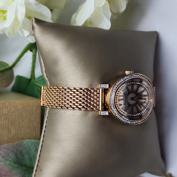 WITTNAUER WOMAN'S DRESS WATCH - Picture 3 of 6
